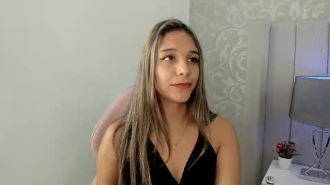 Snapshot of taniacarterr chatting on February 2025 03:30:02 PM TaniaCarter online show from February 2025 03:30:02 PM