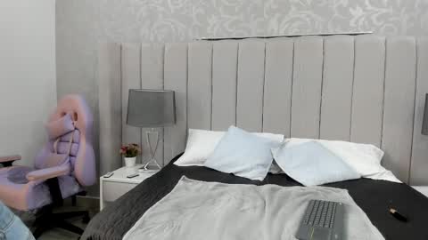 Snapshot of taniacarterr chatting on February 2025 12:02:02 PM TaniaCarter online show from February 2025 12:02:02 PM