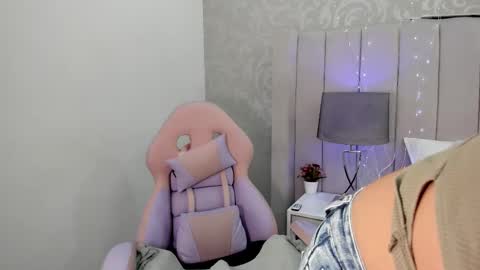 Snapshot of taniacarterr chatting on February 2025 11:58:01 AM TaniaCarter online show from February 2025 11:58:01 AM