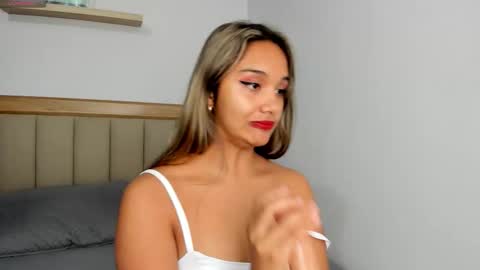 Snapshot of taniacarterr chatting on October 2025 04:41:01 PM TaniaCarter online show from October 2025 04:41:01 PM