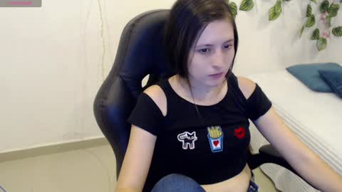 Tania  online show from January 2025 01:41:02 PM