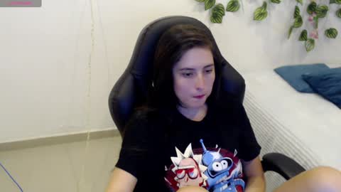 Tania  online show from January 2025 04:51:02 PM