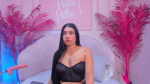 Tania online show from January 2025 11:32:02 AM