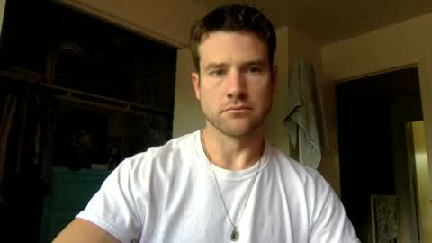 Dr. Love online show from September 2025 03:25:01 PM