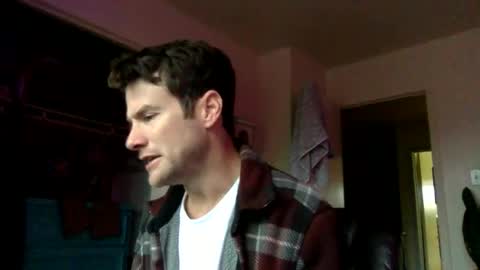 Dr. Love online show from February 2026 02:33:01 PM