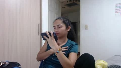 Angeline  Follow  online show from March 2025 02:26:02 AM