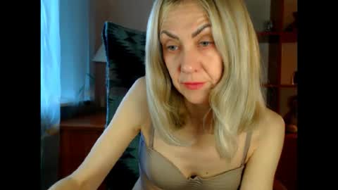 Snapshot of tanya6547 chatting on April 2026 09:10:02 AM tanya online show from April 2026 09:10:02 AM