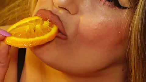 TanyaJade online show from April 2026 09:59:02 PM