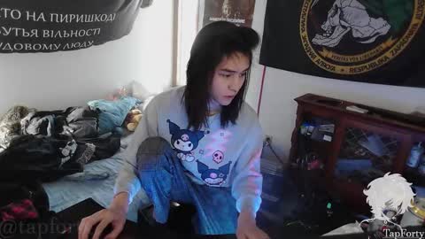 Snapshot of tap_forty chatting on March 2026 07:06:02 PM tap_forty online show from March 2026 07:06:02 PM