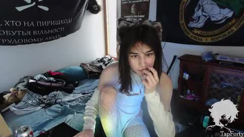 Snapshot of tap_forty chatting on April 2026 12:16:02 AM tap_forty online show from April 2026 12:16:02 AM