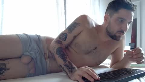Snapshot of tap_hand2 chatting on December 2024 03:54:02 PM jimmy online show from December 2024 03:54:02 PM