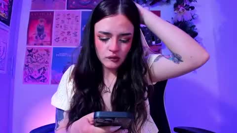    online show from January 2025 04:46:01 PM