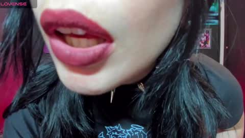 Snapshot of tara_joi chatting on February 2025 10:44:02 PM Tara online show from February 2025 10:44:02 PM