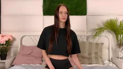 taraharriss online show from July 2026 09:17:01 AM