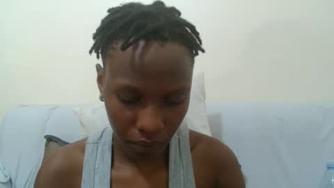 Tara online show from October 2025 07:01:02 PM