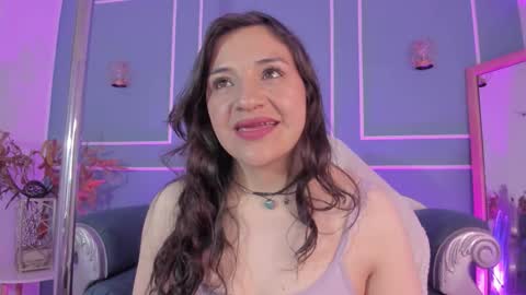 Snapshot of tarataylorr chatting on November 2025 02:34:01 AM Tara online show from November 2025 02:34:01 AM