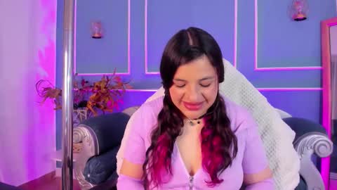 Snapshot of tarataylorr chatting on November 2025 02:34:01 AM Tara online show from November 2025 02:34:01 AM