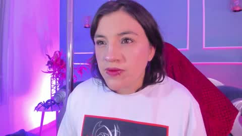 Snapshot of tarataylorr chatting on February 2026 03:10:01 AM Tara online show from February 2026 03:10:01 AM