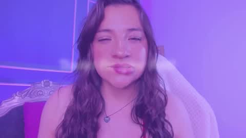 Snapshot of tarataylorr chatting on February 2026 02:37:02 AM Tara online show from February 2026 02:37:02 AM