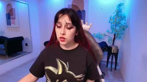 Snapshot of tarly_matches chatting on November 2025 07:15:01 PM Tarly online show from November 2025 07:15:01 PM