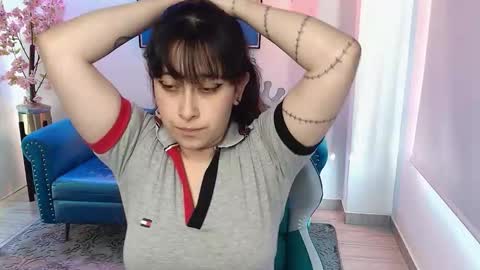 Snapshot of tarly_matches chatting on November 2025 11:47:02 AM Tarly online show from November 2025 11:47:02 AM