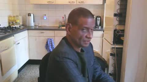 Snapshot of tarpat_20 chatting on November 2025 10:48:02 AM Genaro Thode online show from November 2025 10:48:02 AM