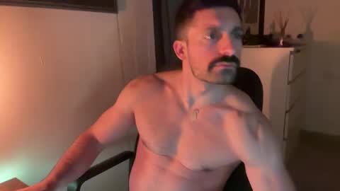 tarquit8 online show from February 2026 09:33:01 PM