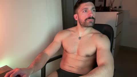 tarquit8 online show from March 2026 09:31:02 PM