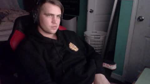 tarus333 online show from October 2025 05:52:01 AM