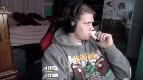 tarus333 online show from November 2025 11:01:02 AM