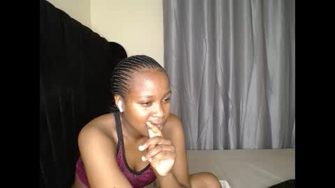 Snapshot of tasha_kimmy chatting on September 2025 06:53:02 PM Ireen online show from September 2025 06:53:02 PM