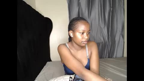 Snapshot of tasha_kimmy chatting on September 2025 06:19:02 PM Ireen online show from September 2025 06:19:02 PM