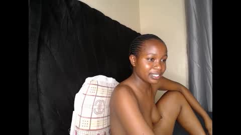 Snapshot of tasha_kimmy chatting on October 2025 07:21:01 PM Ireen online show from October 2025 07:21:01 PM