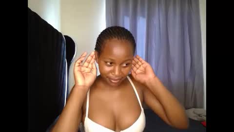 Snapshot of tasha_kimmy chatting on October 2025 04:32:01 AM Ireen online show from October 2025 04:32:01 AM
