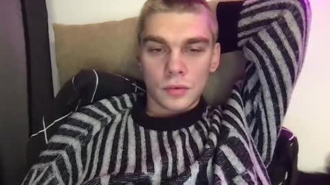 Snapshot of tasteithorny chatting on January 2025 03:39:01 PM tasteithorny online show from January 2025 03:39:01 PM