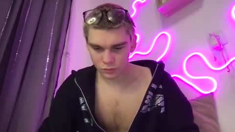 Snapshot of tasteithorny chatting on February 2025 04:54:01 AM tasteithorny online show from February 2025 04:54:01 AM