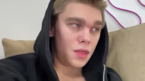 Snapshot of tasteithorny chatting on March 2025 05:43:02 AM tasteithorny online show from March 2025 05:43:02 AM