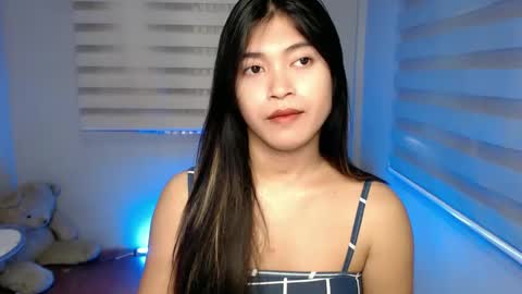 Snapshot of tasteofinnocent69 chatting on January 2025 05:48:01 AM online show from January 2025 05:48:01 AM