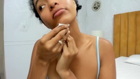 Snapshot of tasty_desires chatting on January 2025 11:17:02 AM TATIS online show from January 2025 11:17:02 AM