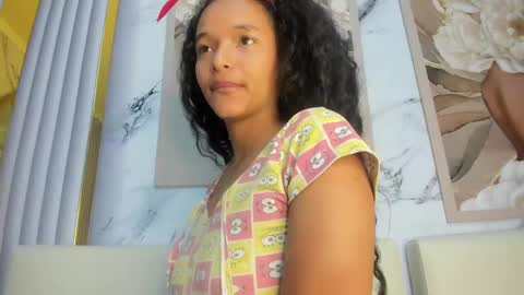 Snapshot of tasty_desires chatting on February 2025 08:35:01 AM TATIS online show from February 2025 08:35:01 AM