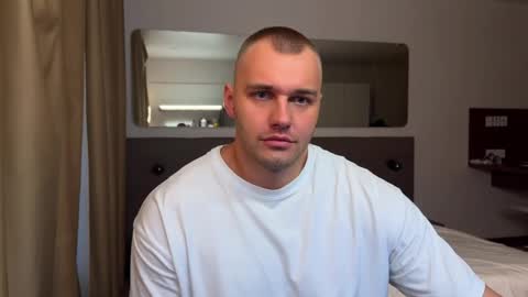 My shows 2100500 UTC3 online show from September 2025 04:36:02 AM