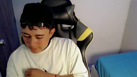 T A T A N online show from November 2025 09:06:02 PM