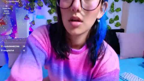 Snapshot of tati_cardenas chatting on January 2026 02:38:01 AM AME online show from January 2026 02:38:01 AM