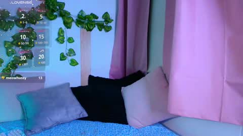 Snapshot of tati_cardenas chatting on February 2026 05:26:01 AM AME online show from February 2026 05:26:01 AM