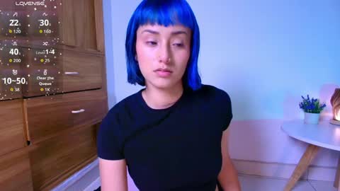 Snapshot of tati_cardenas chatting on April 2026 04:43:02 AM AME online show from April 2026 04:43:02 AM