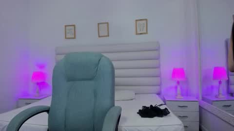 tatiana_arboleda online show from January 2026 03:22:02 AM