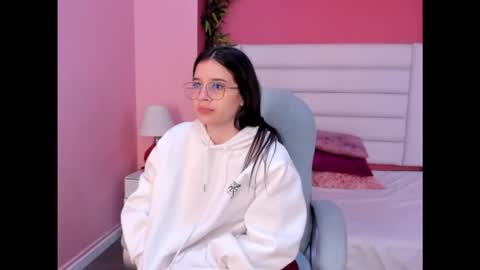 Snapshot of tatiana_arboleda chatting on March 2026 03:45:02 AM tatiana_arboleda online show from March 2026 03:45:02 AM