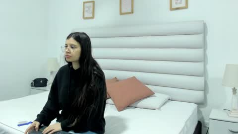 Snapshot of tatiana_arboleda chatting on March 2026 03:41:02 AM tatiana_arboleda online show from March 2026 03:41:02 AM