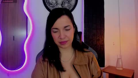Snapshot of tatiana_sc chatting on October 2025 12:25:02 PM Tatiana SC online show from October 2025 12:25:02 PM