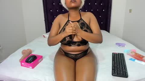 tatiana_storm online show from October 2025 06:03:01 AM